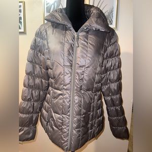 Kenneth Cole puffer Jacket